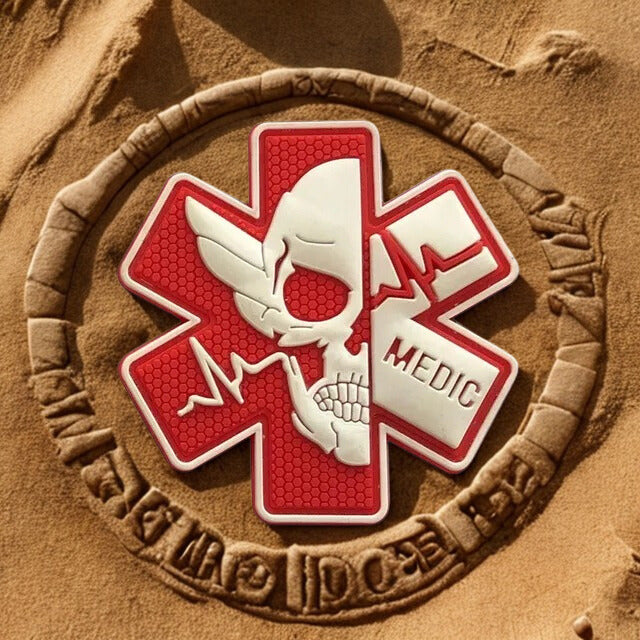 Patch "Combat Medic" Tête de Mort - Écusson Étoile de Vie PVC 3D