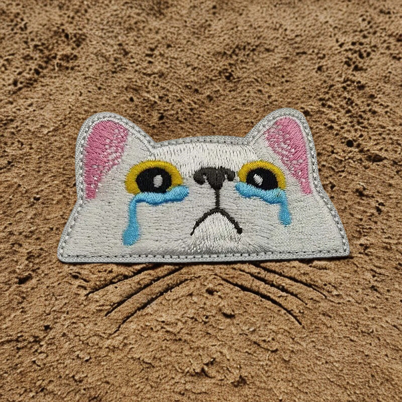 Patch "Crying Cat" - Écusson Meme Chat Triste Brodé
