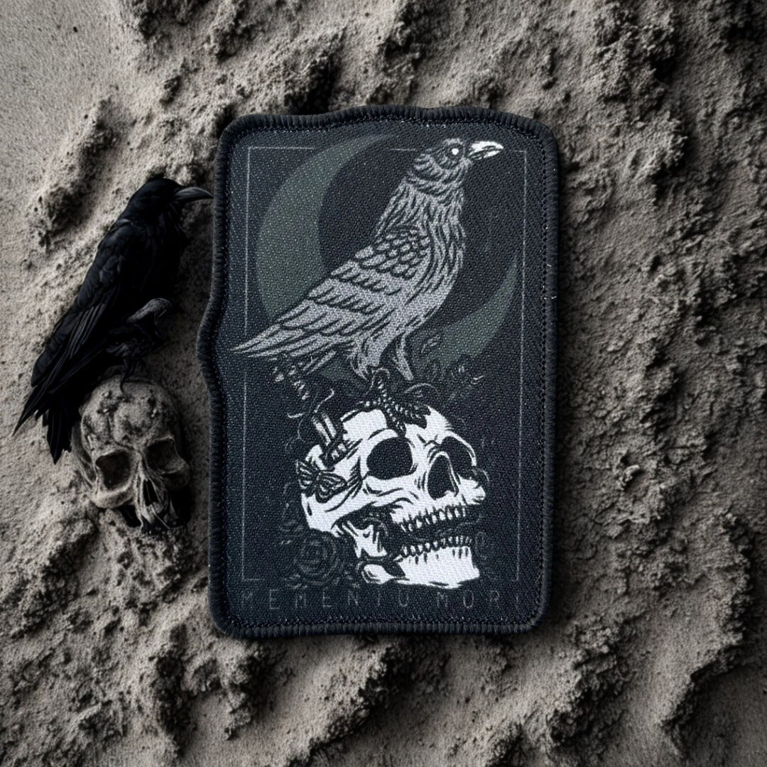 Patch "Le Corbeau et le Crâne" - Écusson Gothique et Artistique