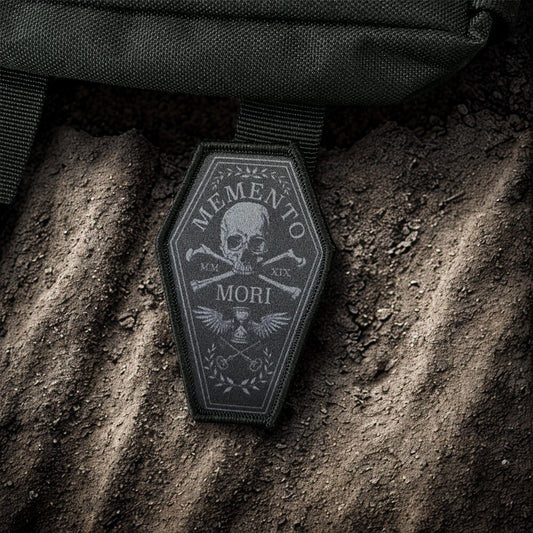 Patch "Memento Mori" -Écusson Moral en Forme de Cercueil