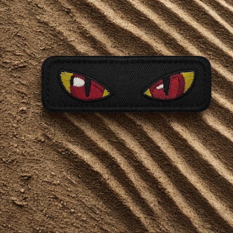 Patch "Yeux de Prédateur" Tactiques - Écusson Réfléchissant & Phosphorescent