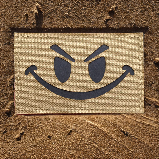 Patch IR "Smiley Malin" - Écusson Tactique Infrarouge