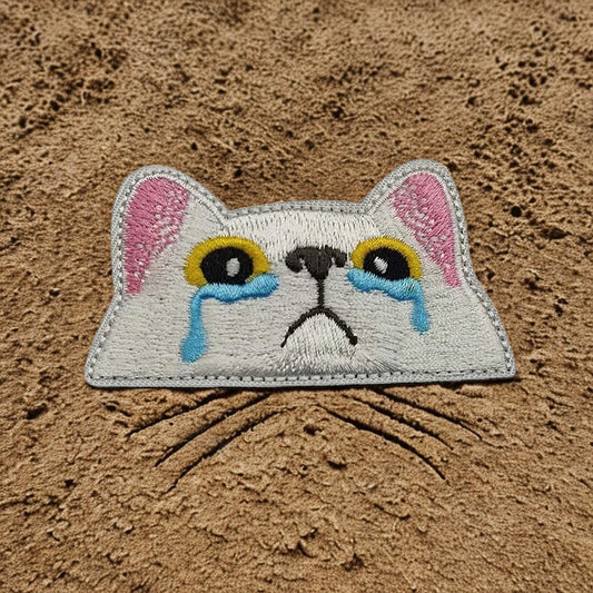 Patch "Crying Cat" - Écusson Meme Chat Triste Brodé