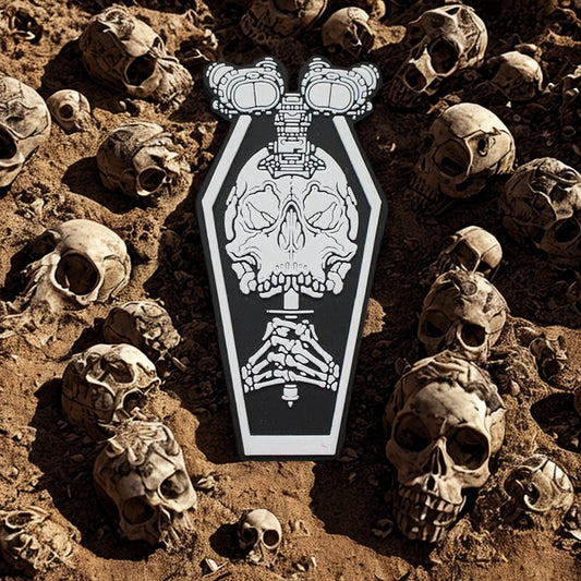 Patch "Memento Mori" en Forme de Cercueil - Écusson Squelette Opérateur